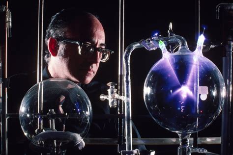 Redo of a Famous Experiment on the Origins of Life Reveals .